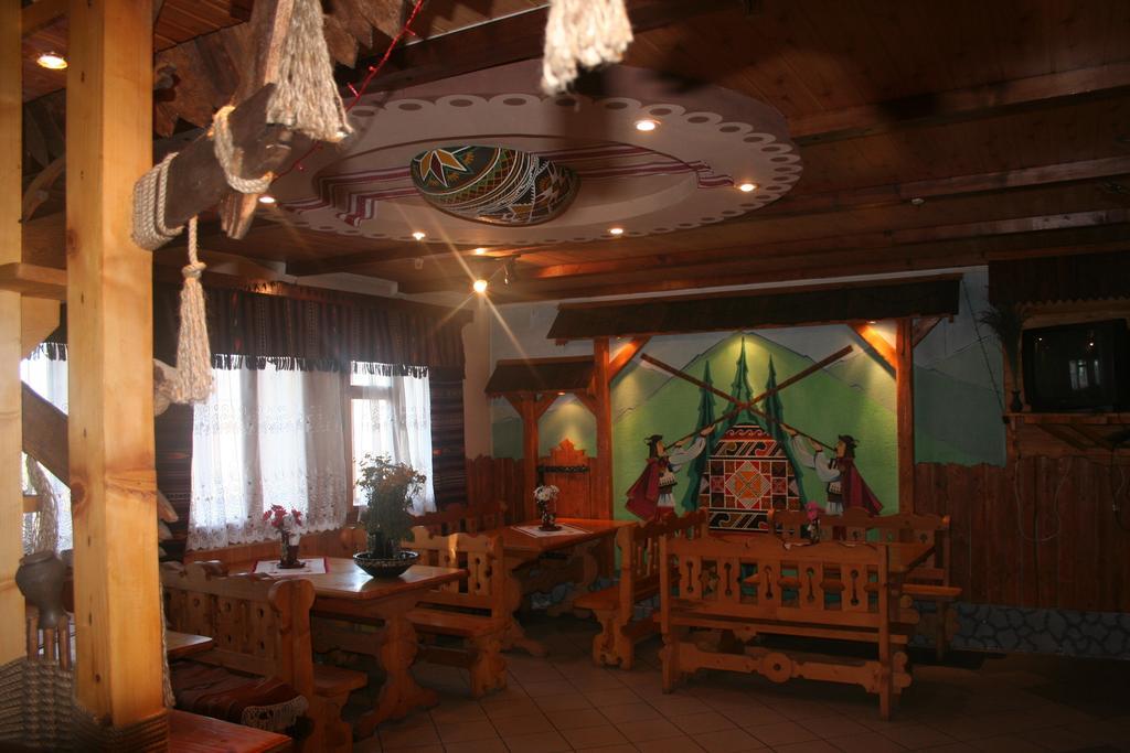 Guest House Dvir Pysanka Kosiv Dış mekan fotoğraf