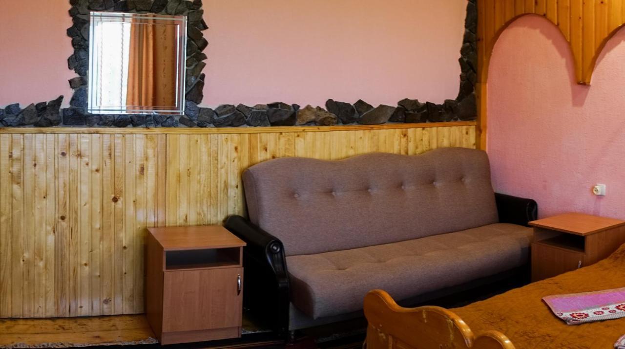 Guest House Dvir Pysanka Kosiv Dış mekan fotoğraf